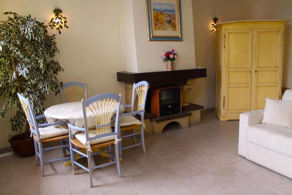 Very Charming Studio Apartment On Port In Cannes A Short Walk To Palais With Aircon And Internet 411 Extérieur photo