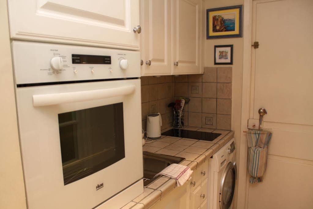 Very Charming Studio Apartment On Port In Cannes A Short Walk To Palais With Aircon And Internet 411 Extérieur photo