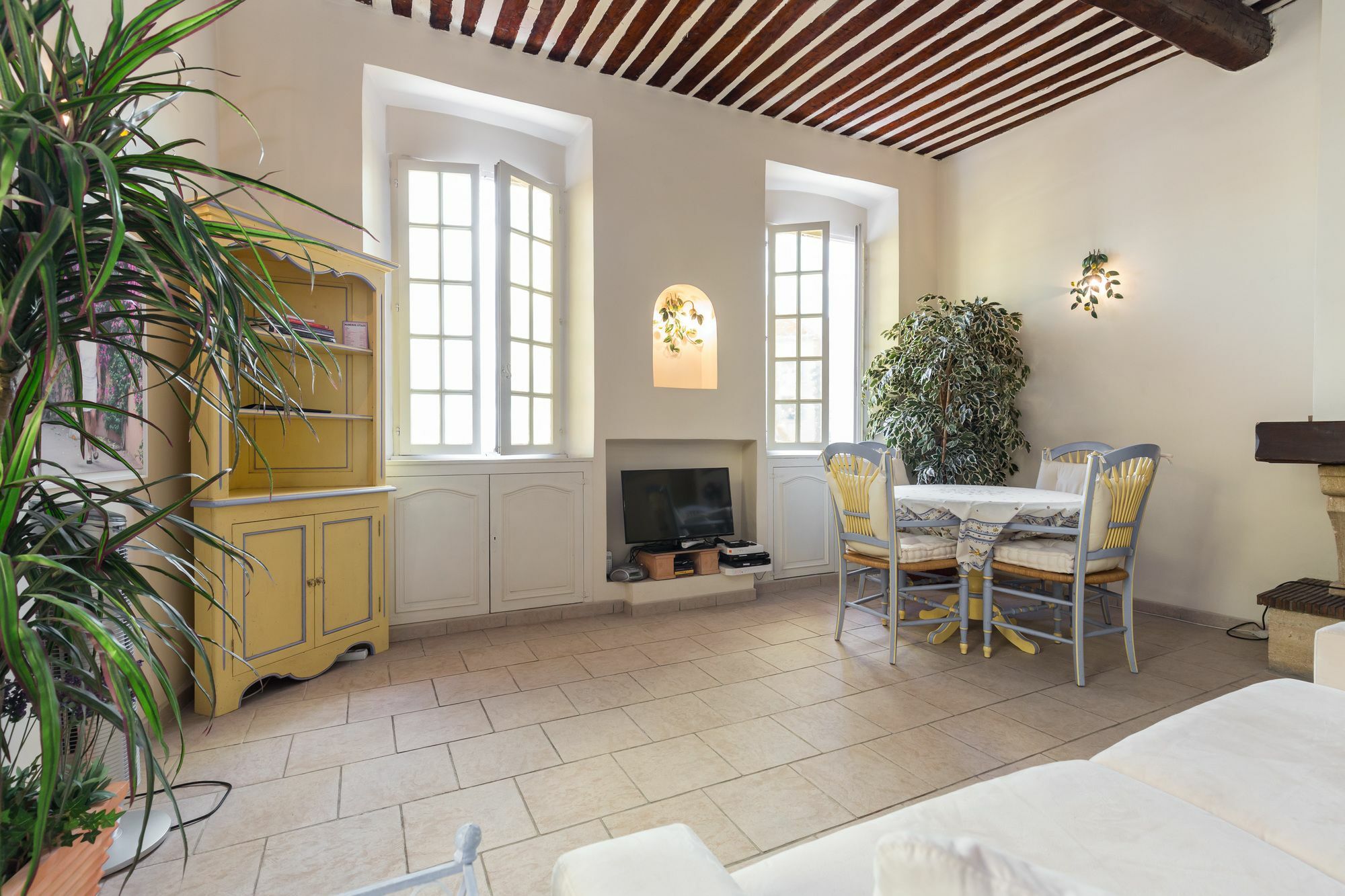 Very Charming Studio Apartment On Port In Cannes A Short Walk To Palais With Aircon And Internet 411 Extérieur photo